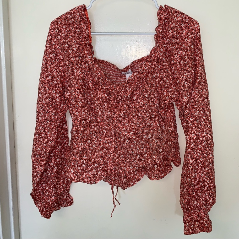 Floral crop-top blouse